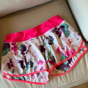 LULULEMON shorts lined